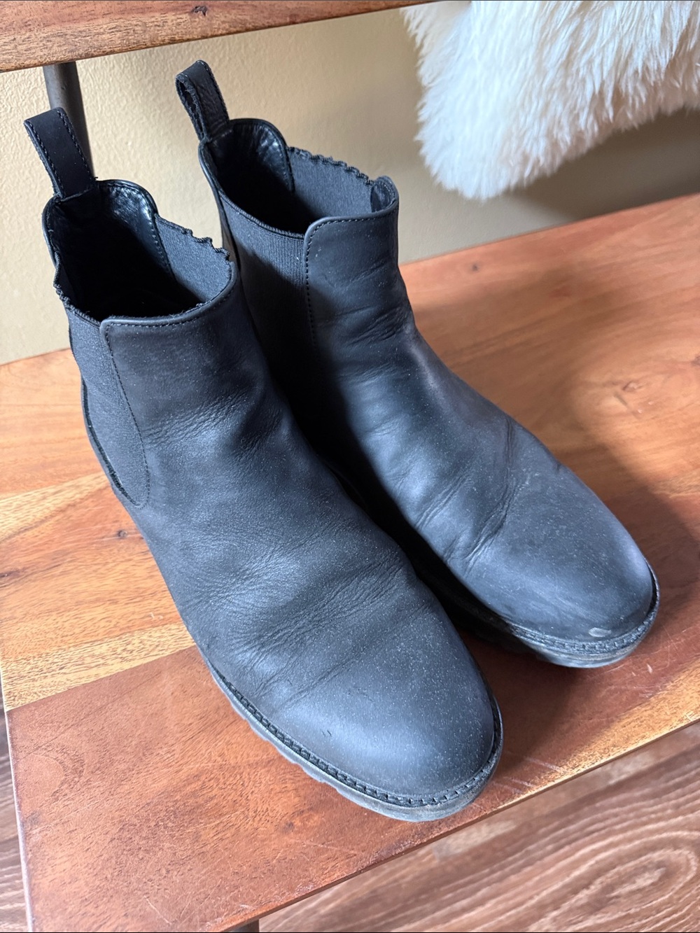 Men's Patina Black Leather Chukka Boots - Classic Pull-On Chelsea Style